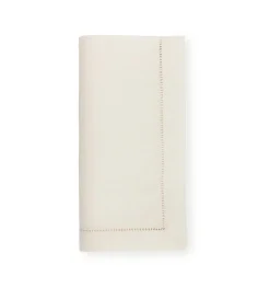 Sferra Summer Picnic|Engagement Party|Festival Cloth Dinner Napkins in Oyster - Set of 4