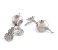 Vagabond House Salt & Pepper Shakers|Radish Salt & Pepper Set