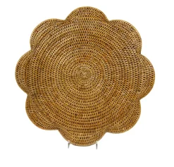 Caspari Rattan Trays And Accessories|Placemats|Rattan Scalloped Round Placemat in Natural - 1 Placemat